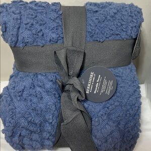 Berkshire Cozy Blue Textured Throw Blanket